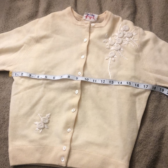 Charles & co yellow floral button up sweater size small​ - Picture 10 of 12